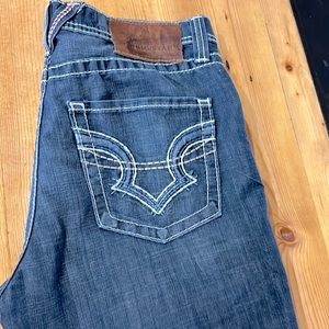 Big Star jeans (designed exclusively for Buckle) 33R. Great condition. No tears!